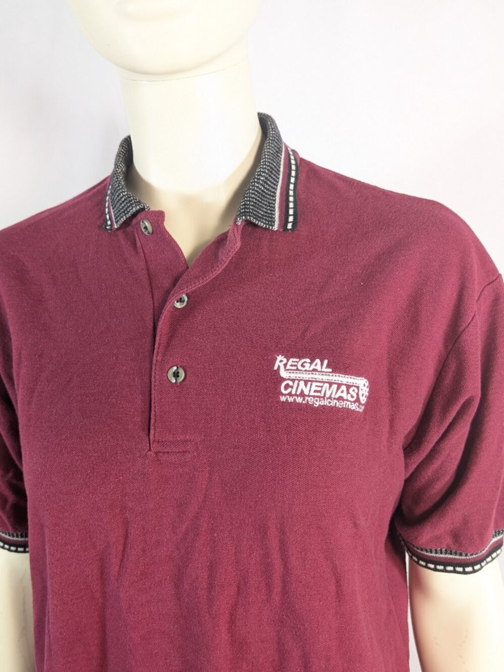 Regal Cinemas employee polo shirt - Picture 2 of 4